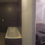 Appartement 30 en 105 m2 badkamer